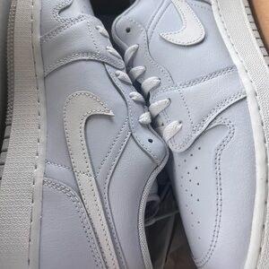 Jordan Men's Light Gray Sneakers